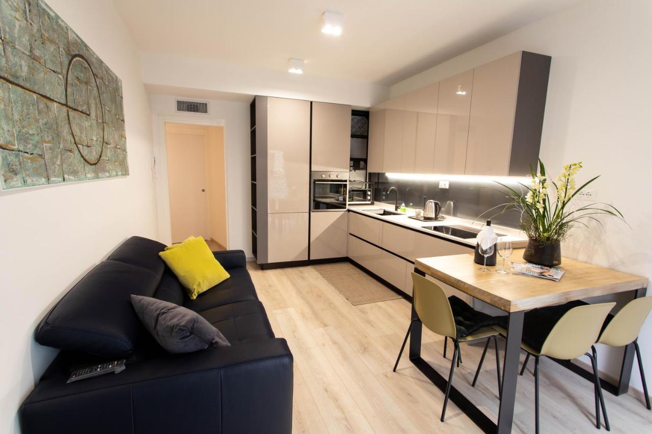 Moderno Appartamento 140 Bassano Centro Bassano del Grappa Exteriör bild
