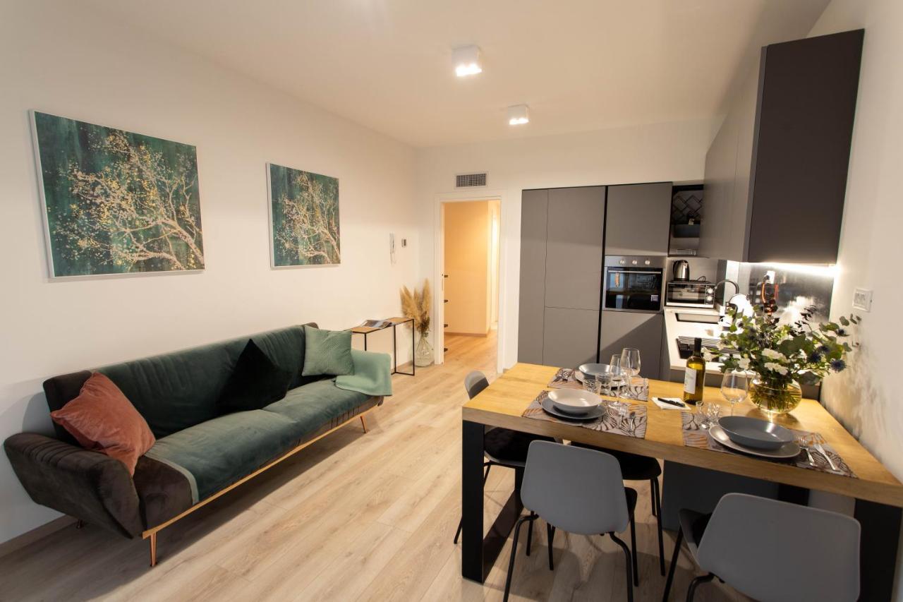 Moderno Appartamento 140 Bassano Centro Bassano del Grappa Exteriör bild