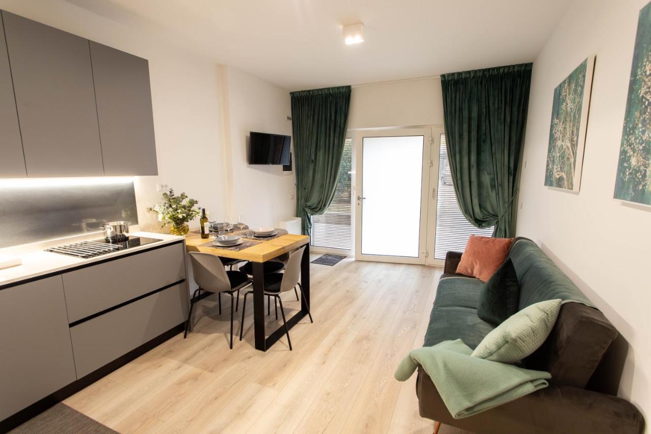 Moderno Appartamento 140 Bassano Centro Bassano del Grappa Exteriör bild